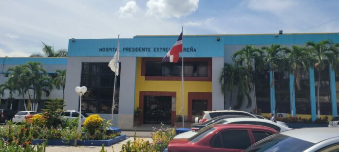 Reportan robo de recién nacida en maternidad de Santiago