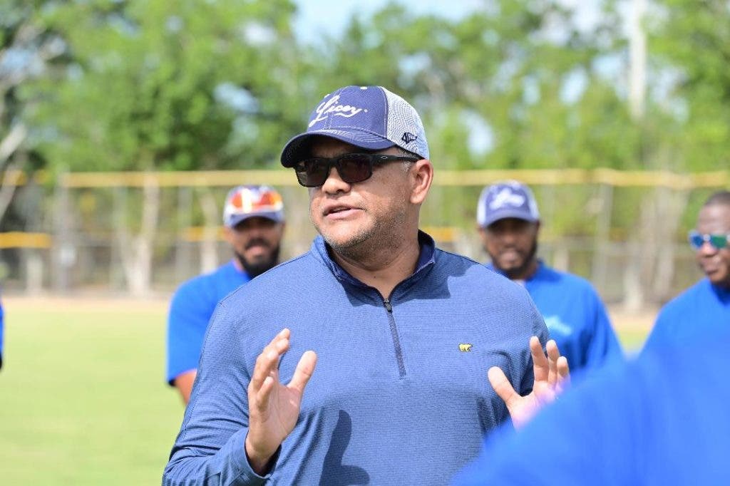 1695686234 60 Tigres del Licey abre entrenamientos con asistencia masiva
