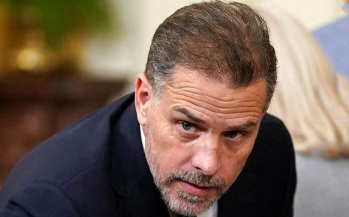 El hijo de Biden demanda a Rudy Giuliani por difamarlo