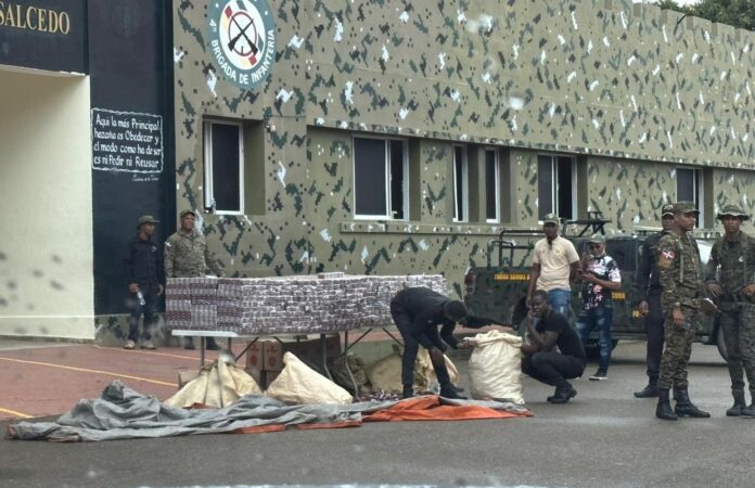 Decomisan 585,781 cigarrillos, decenas de botellas de alcohol y 1,873 unidades de estimulantes sexuales