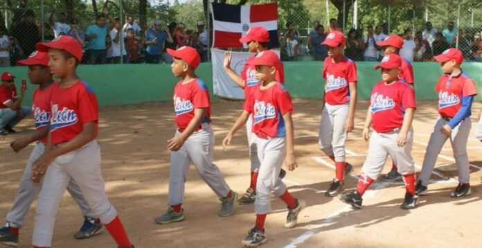 Con presencia de más de 500 atletas Abedina inaugura sus categorías 13-14 y 15-16 años