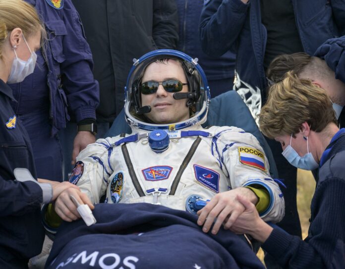 El astronauta Frank Rubio vuelve a la Tierra con un récord para la NASA y los hispanos