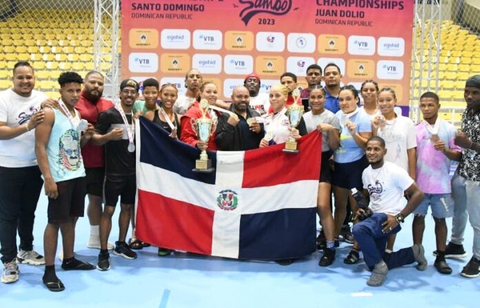 Equipo RD  gana oro  en femenino en torneo de sambo
