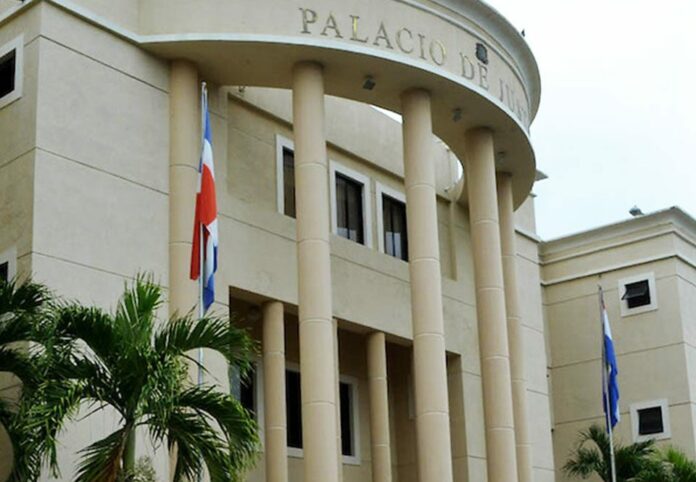 Ministerio Público deposita acusación contra dueños de edificio que colapsó en La Vega