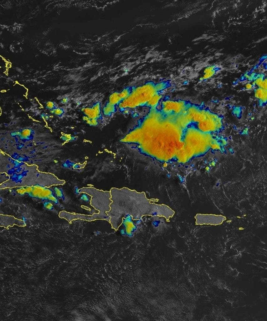 ONAMET vigila onda tropical con 100 de probabilidad de convertirse