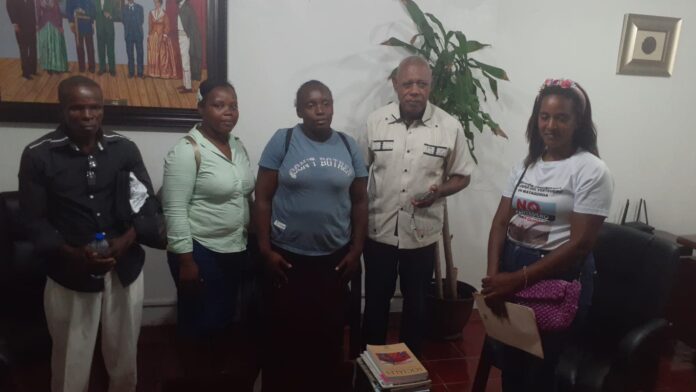 Piden a Academia de Ciencias evitar construcción vertedero en Mata Gorda