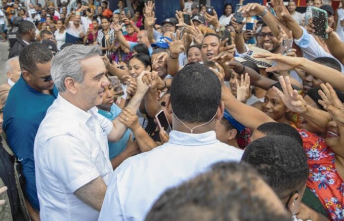 Presidente Abinader más activo como precandidato
