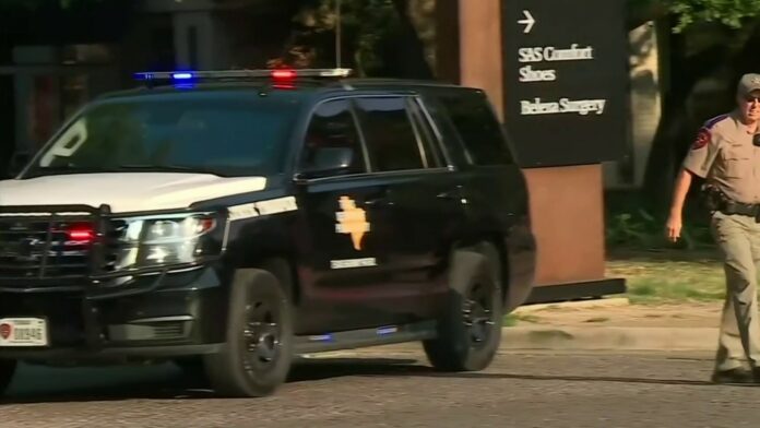 Video muestra a policía disparar mortalmente a joven embarazada negra en EE.UU.