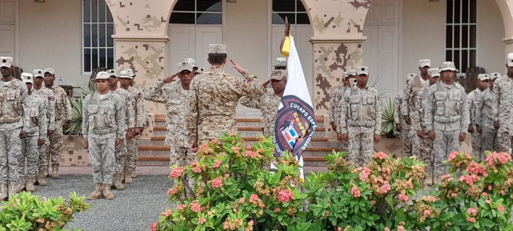 1696540452 953 CESFRONT realiza cambio de comandantes en las provincias fronterizas