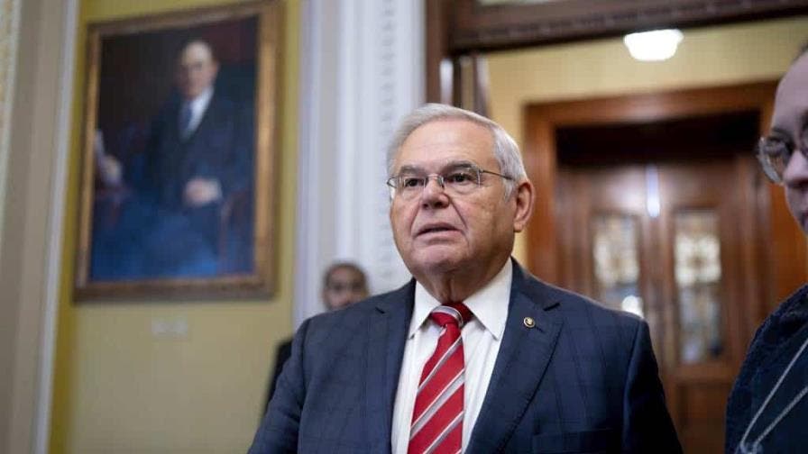 1697139068 871 ¡Nueva acusacion Menendez es senalado por actuar como agente
