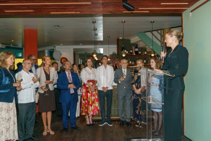 Delegación de empresas suecas visita RD para establecer relaciones comerciales