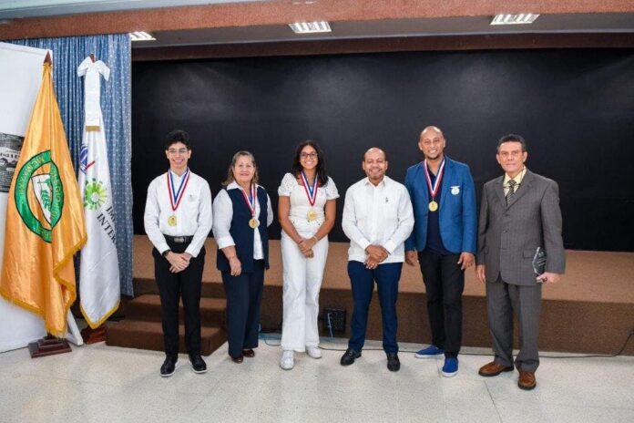 DGII celebra tercera versión del “Día Escolar de la Cultura Tributaria”