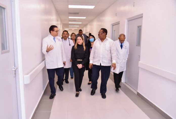Brote de dengue en RD: Autoridades disponen de 54 camas en hospital Mario Tolentino Dipp