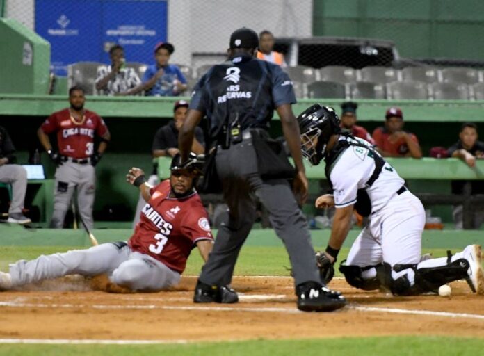 Gigantes vencen EO en 10 entradas