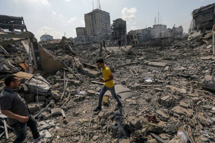 Israel dice que mantendrá cortes de electricidad y agua en Gaza hasta que Hamas libere a rehenes