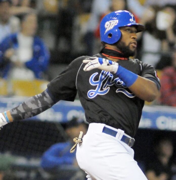 Jonrón de Rojas Jr. guía Licey