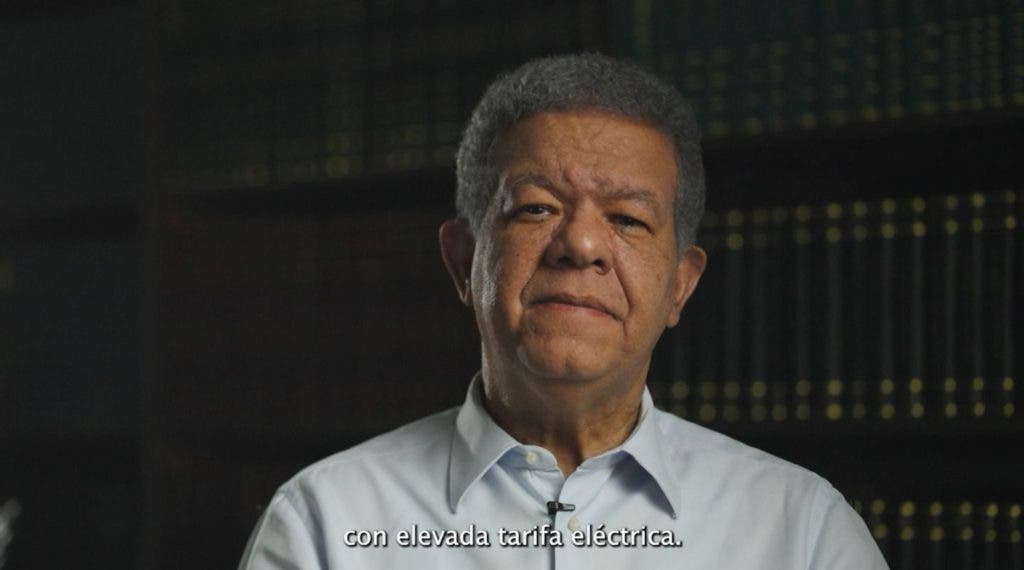 Leonel Fernandez Hemos vuelto a la epoca de las velas