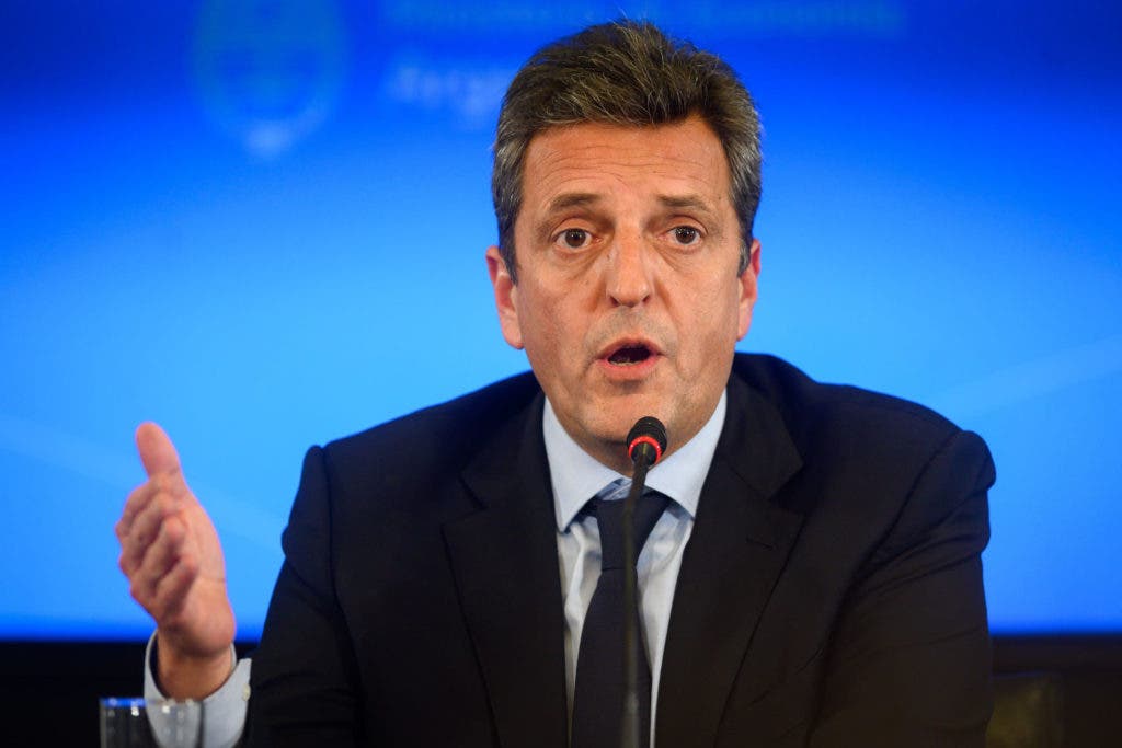 Massa y el peronismo tradicional consiguen frenar el fenomeno Milei