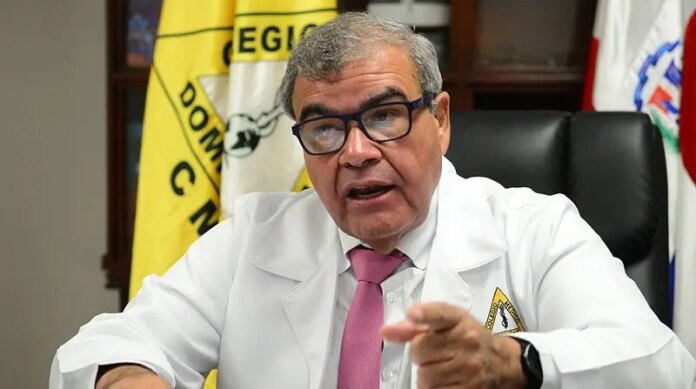 Presidente del CMD está en cuidados intensivos