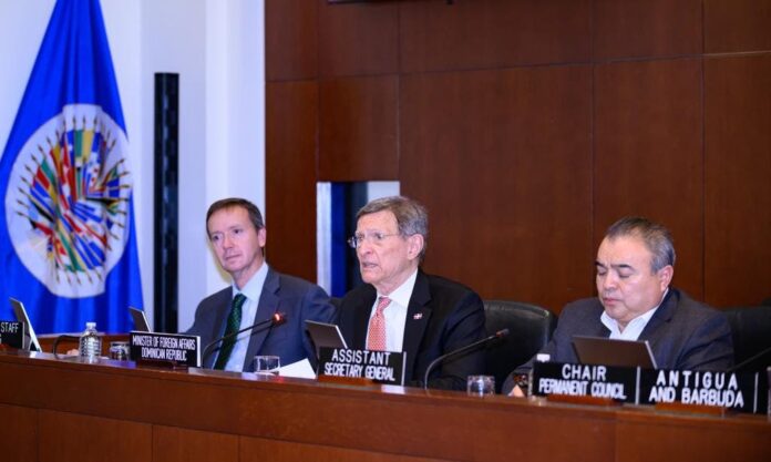 RD a la OEA: para un diálogo, es necesario Haití pare construcción de canal; pide intervenir