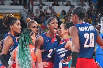 Raquel Pena felicita a las Reinas del Caribe por su