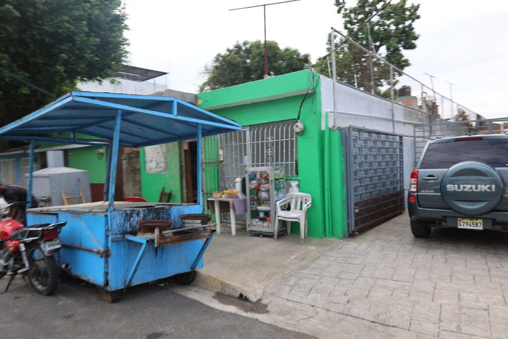 1699809373 153 Caminar por las aceras del Ensanche La Fe una odisea