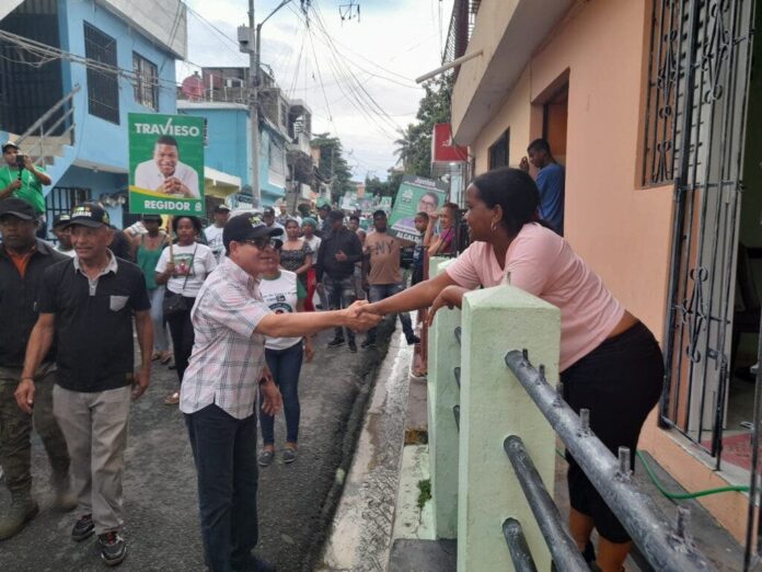 Aquilino Serrata asegura manejará con transparencia el presupuesto alcaldía SDO