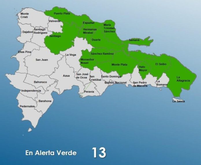 COE emite alerta verde para 13 provincias por vaguada