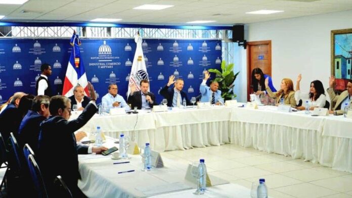 Cnzfe aprueba 14 nuevas empresas