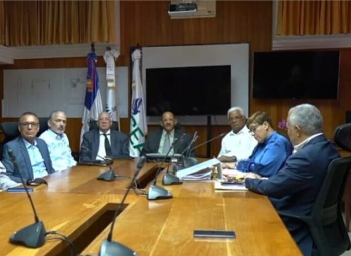 Comisión insta presidente crear fideicomiso activos