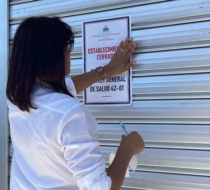 Empresa Tiote Comercial, vinculada al caso Intrant, fue cerrada por Salud Pública