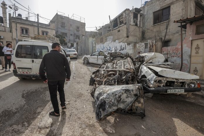 Guerra entre Hamas e Israel destruye en un mes el 61 % del empleo en la franja de Gaza, según la OIT