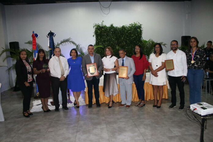 Hospital docente obtiene primer lugar en gestión de tratamiento de hemodiálisis