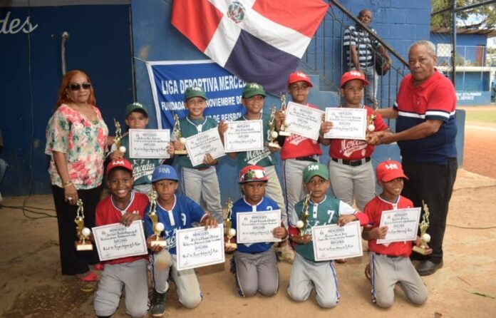 Liga Deportiva Mercedes celebra semana aniversaria
