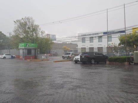 Llueve a cantaros en el GSD durante manana de este miercoles