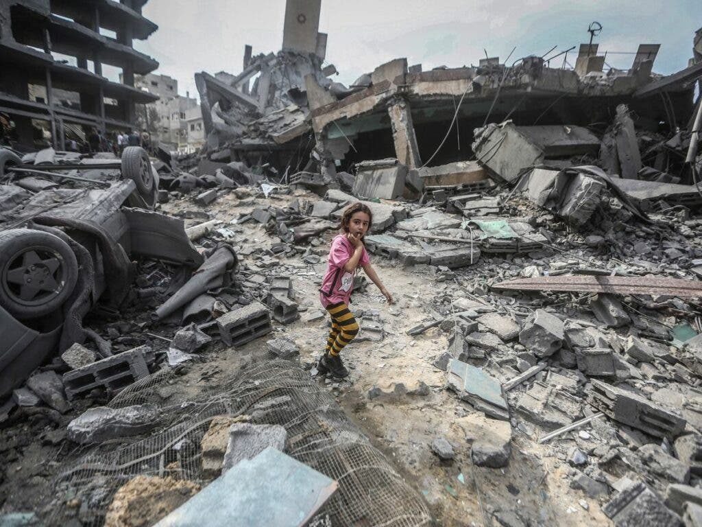 Los muertos en Gaza ascienden a mas de 10500 entre