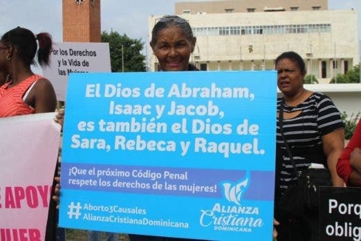 Miriam German es respaldada por Alianza Cristiana Dominicana en preguntas