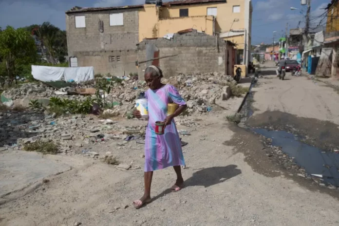 Pobreza RD mujeres mejora Pobreza RD mujeres mejora