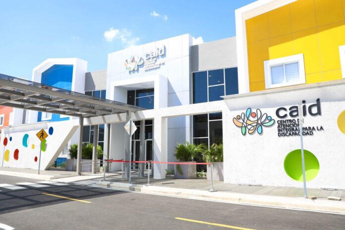 Presidente Abinader inaugura CAID en SDE