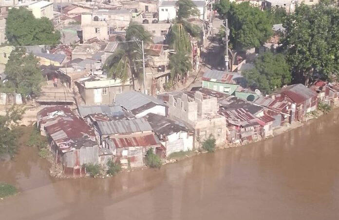 Se duplica número de desplazados y viviendas dañadas