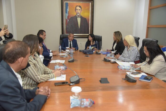 Yeni Berenice se reúne con diputados; aquí los temas que Yeni Berenice se reúne con diputados; aquí los temas que trataron