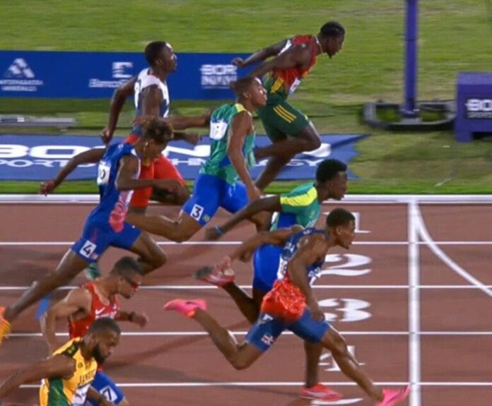 ¡Otro oro en atletismo! José González da primer oro en 100 metros planos.