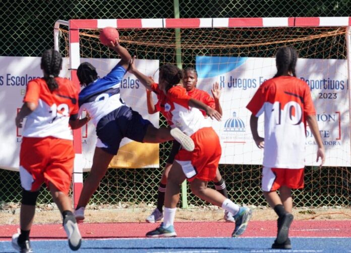 ¡Toma delantera! Zona norte lidera juegos escolares
