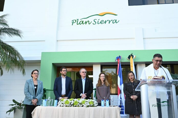 Agencia Francesa de Desarrollo conoce los avances del Plan Sierra