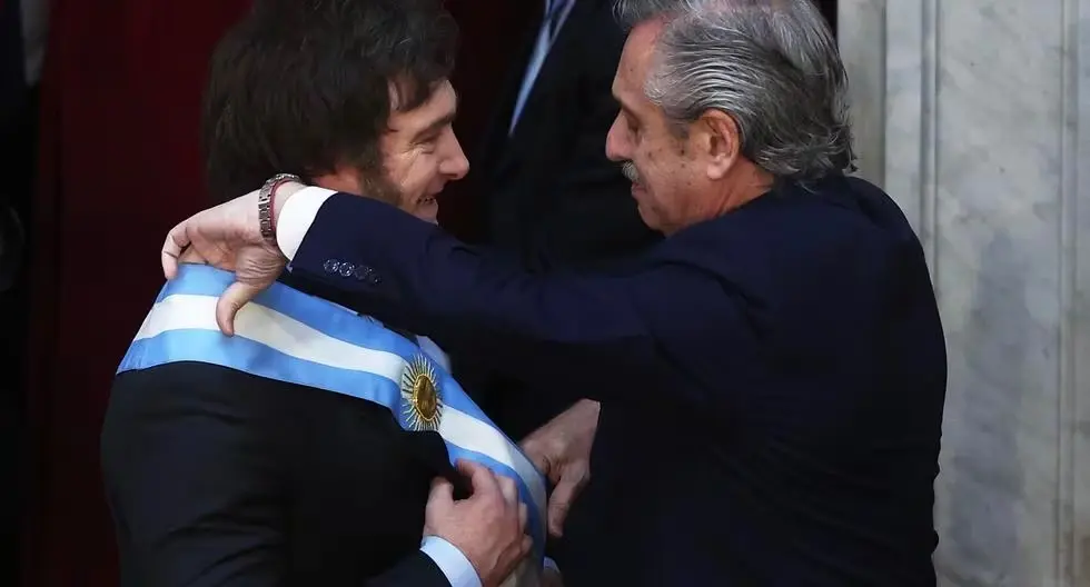 1702231930 388 Javier Milei juro por Dios y por la patria como nuevo