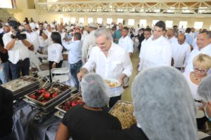 1702513646 980 Abinader inaugura Liceo jornada extendida en San Juan