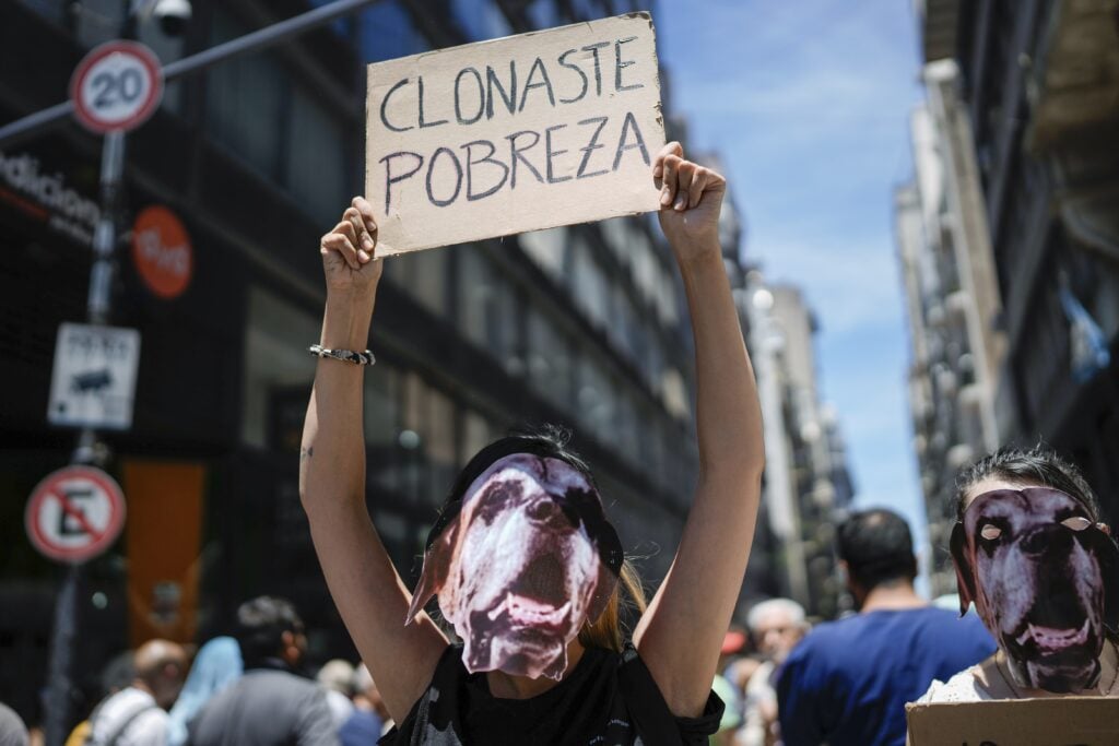 1703717351 118 La CGT y organizaciones sociales se movilizan contra decreto inconstitucional