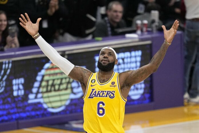 LeBron James celebra su 39 cumpleaños en plena vigencia y todavía con sueños por cumplir