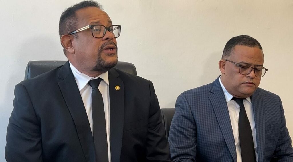 1703910680 601 Trajano Vidal Potentini llama incompetente al TSE por sentencia congela