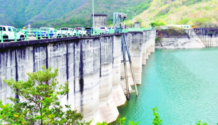 COE descontinúa alertas sobre la ribera del río Nizao en Baní